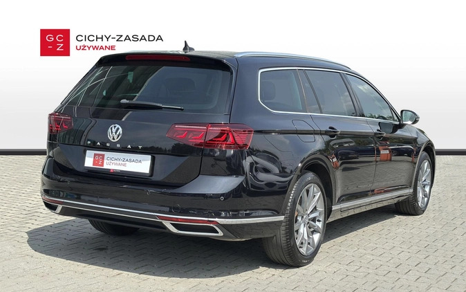 Volkswagen Passat cena 123900 przebieg: 62100, rok produkcji 2020 z Mielec małe 704